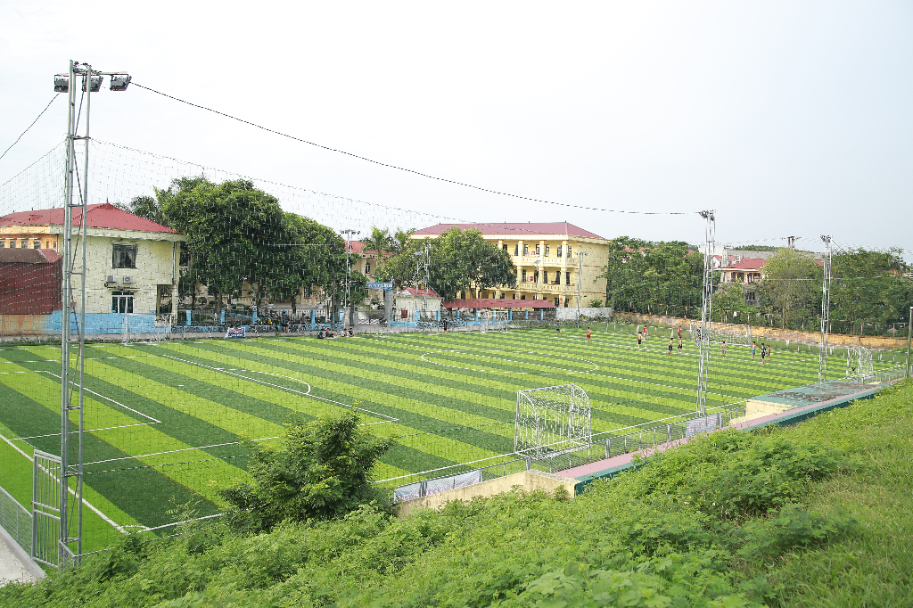 Xã Lãng Sơn tổ chức giải bóng đá Nam thường niên.